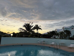 Piscine extérieure, piscine chauffée