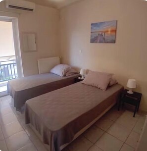 2 habitaciones, escritorio, tabla de planchar con plancha y wifi gratis 