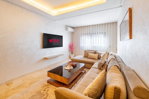 Appartement moderne avec piscine et parking | Central Guéliz
