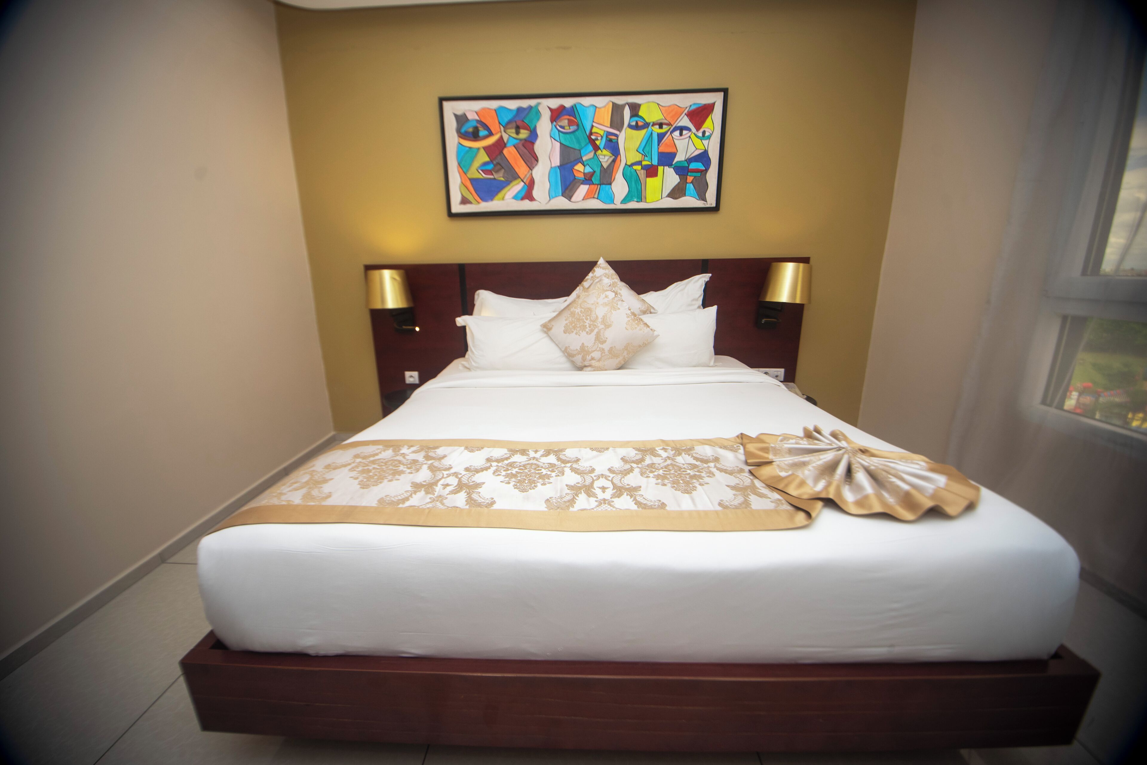 Standard Double Room | In-room safe, desk, laptop workspace, blackout curtains