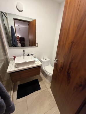 Bathroom - Luxury house next to the beach (Cancún)