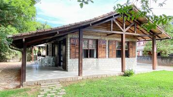 Villa | Exterior
