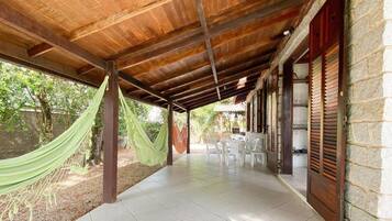 Villa | Outdoor dining