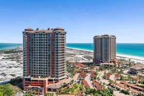 Condo, nhiều giường (Portofino Island Resort 4-1802) | Ngoại thất
