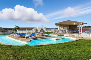 Pool - Piece of Paradise at Lands End 3 br, 2ba Endless LAKE VIEWS (Osage Beach)