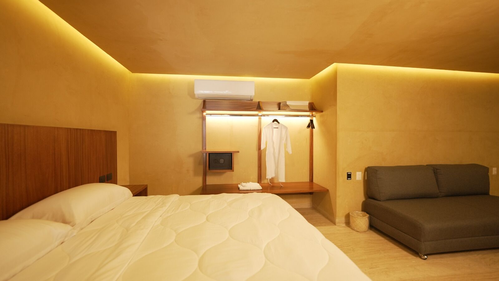 Svit Deluxe - utsikt mot innergården