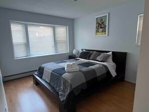 2 habitaciones, tabla de planchar con plancha y wifi gratis 