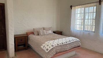 Comfort Quadruple Room, Patio, Desert View