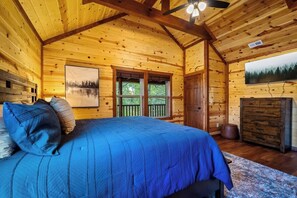 WiFi (free), bed sheets