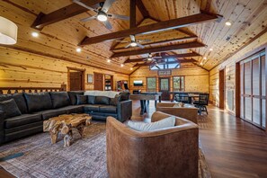 Interior - Poppy Bill's: Private Heated Pool + Arcade Room + Outdoor Theater + Huge Space! (Sevierville)
