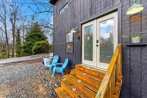 Exterior detail - Private, Quiet, Creative Retreat - Dog Friendly - 15 min to Downtown Asheville (Weaverville)