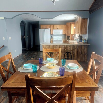 4-bedroom house within minutes of Lake Oahe