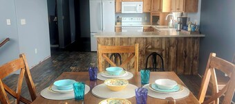 4-bedroom house within minutes of Lake Oahe