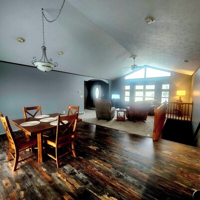 4-bedroom house within minutes of Lake Oahe