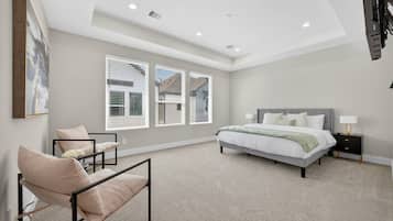 3 habitaciones, tabla de planchar con plancha, wifi y ropa de cama
