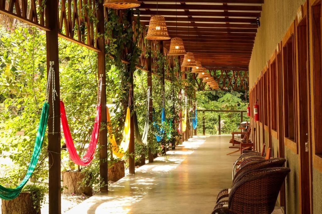 Suíte luxo, varanda, vista para o jardim | Terraço/pátio