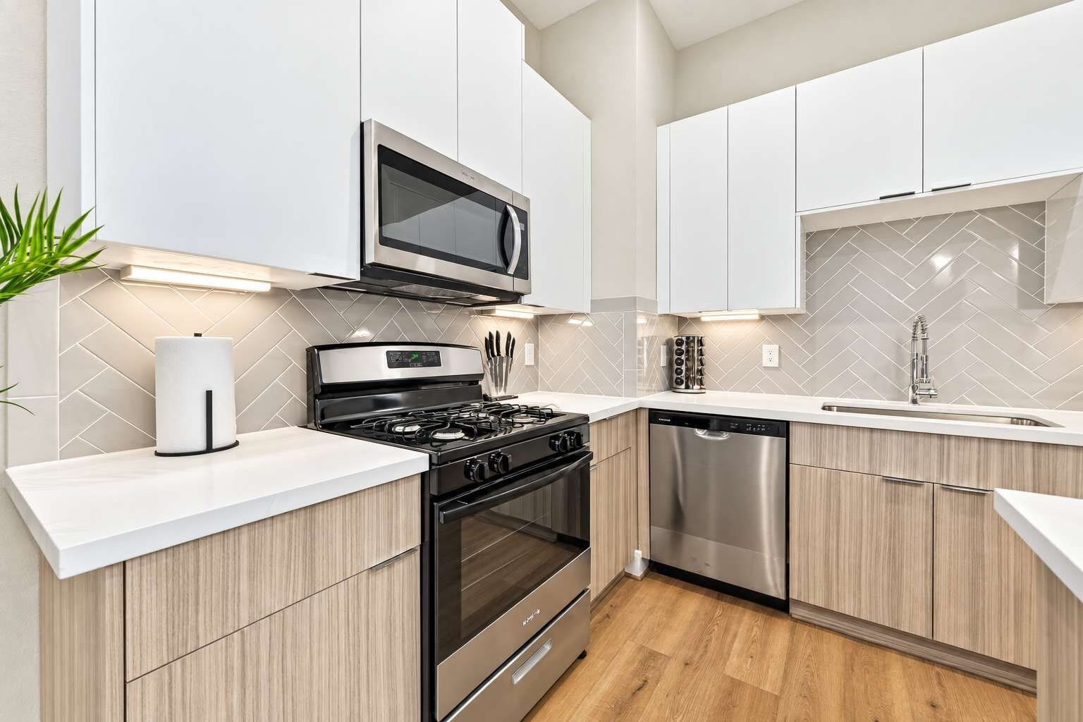Modern Chef’s Kitchen with Spacious Island & Bar Seating