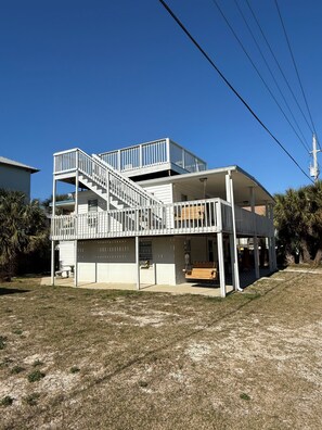 Exterior - 2 Bedroom Pet Friendly Duplex Steps From Beach (Gulf Shores)