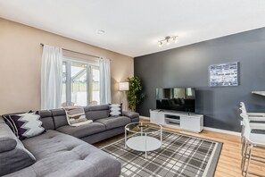 Living area - Modern 3BR Suite In Lewis Estates Golf course By Henday/Whitenud/Amenities! (Edmonton)