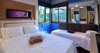 Casa Design: Sophistication & Premium Location