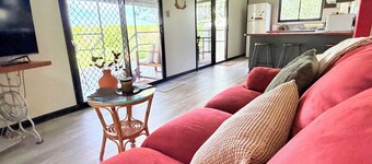 Peaceful Retreat in Whitsunday! Feng Shui Sugercane cabin