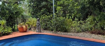 Peaceful Retreat in Whitsunday! Feng Shui Sugercane cabin