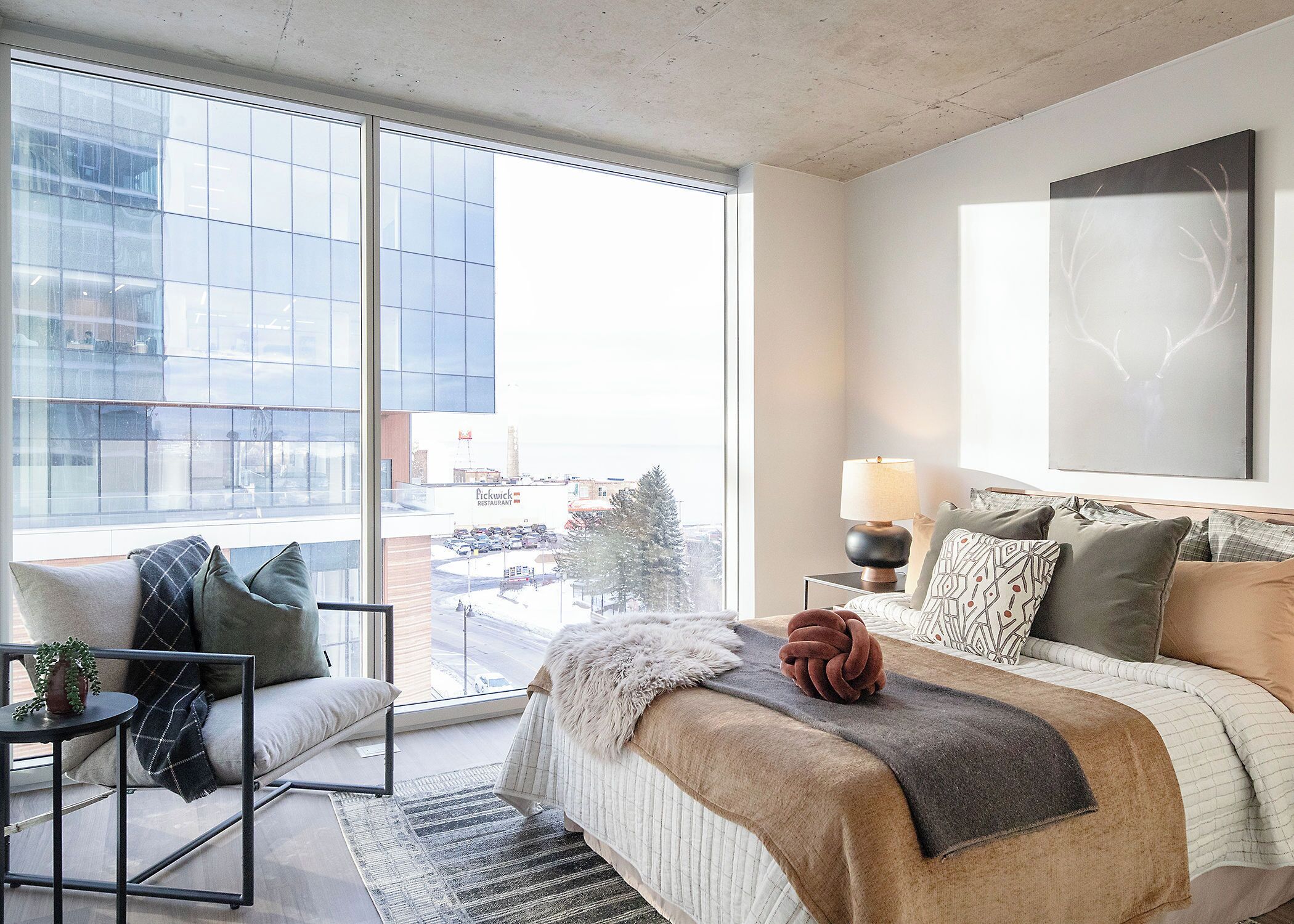 Departamento Deluxe, vista parcial al lago