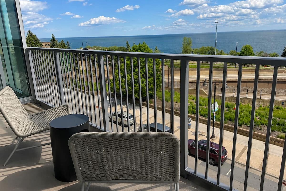 Departamento Premium, balcón, vista al lago | Terraza o patio