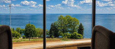 Premium Apartment, Balcony, Lake View