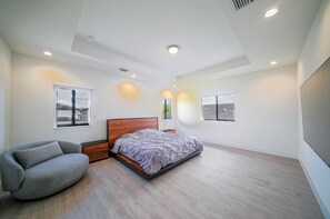 4 bedrooms, in-room safe, iron/ironing board, travel crib - Cozy villa (Miami)