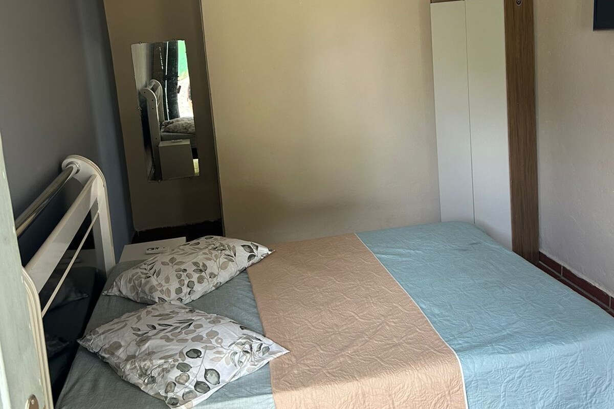 Double Room | WiFi (無料)、ベッドシーツ