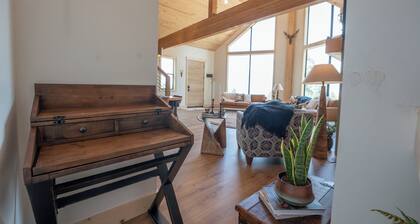 Luxury Cabin w/ Sauna|Near Zion & Bryce|Sleeps 8