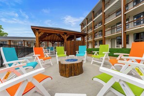 Terrace/patio - Relaxing Lake Taneycomo Condo Steps from Downtown Branson (Branson)