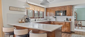 Modern Woodland Retreat on 107 Acres, 5BR/4BA, Le Claire, IA