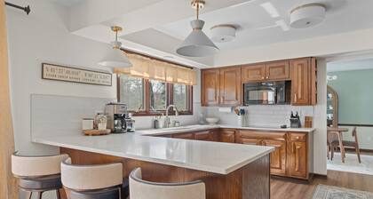 Modern Woodland Retreat on 107 Acres, 5BR/4BA, Le Claire, IA