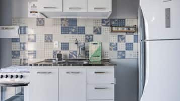 Apartamento conforto, cozinha, vista para a praia | Cozinha privada