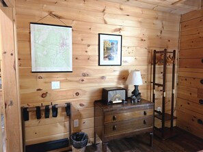 Interior - Delightful 2-bedroom cabin in charming Flagstaff for your getaway (Flagstaff)