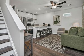 Interior - Hampton Cottage | The Pickens Cottages (Columbia)