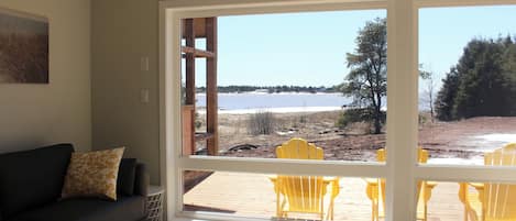 المنشأة من الداخل