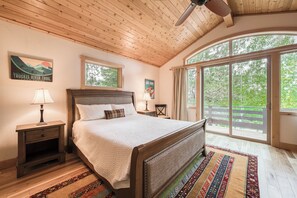 4 Schlafzimmer, Schreibtisch, Bügeleisen/Bügelbrett, kostenloses WLAN