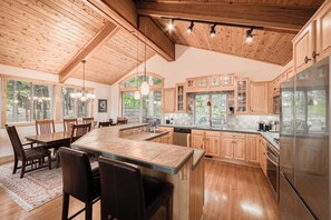Fridge, microwave, oven, stovetop - Monthly Lease - Shadow Leaf at Tahoe Donner by Tahoe Getaways - Pet-Friendly 4BR (Truckee)