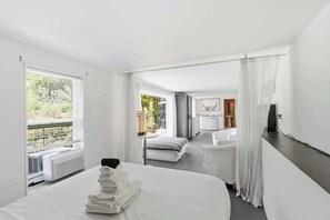 4 soverom, strykejern/-brett, wi-fi og sengetøy