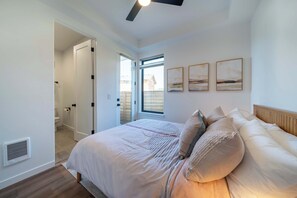 4 chambres, fer et planche à repasser, Wi-Fi, draps fournis