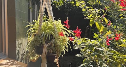 Retro bungalow in organic garden oasis