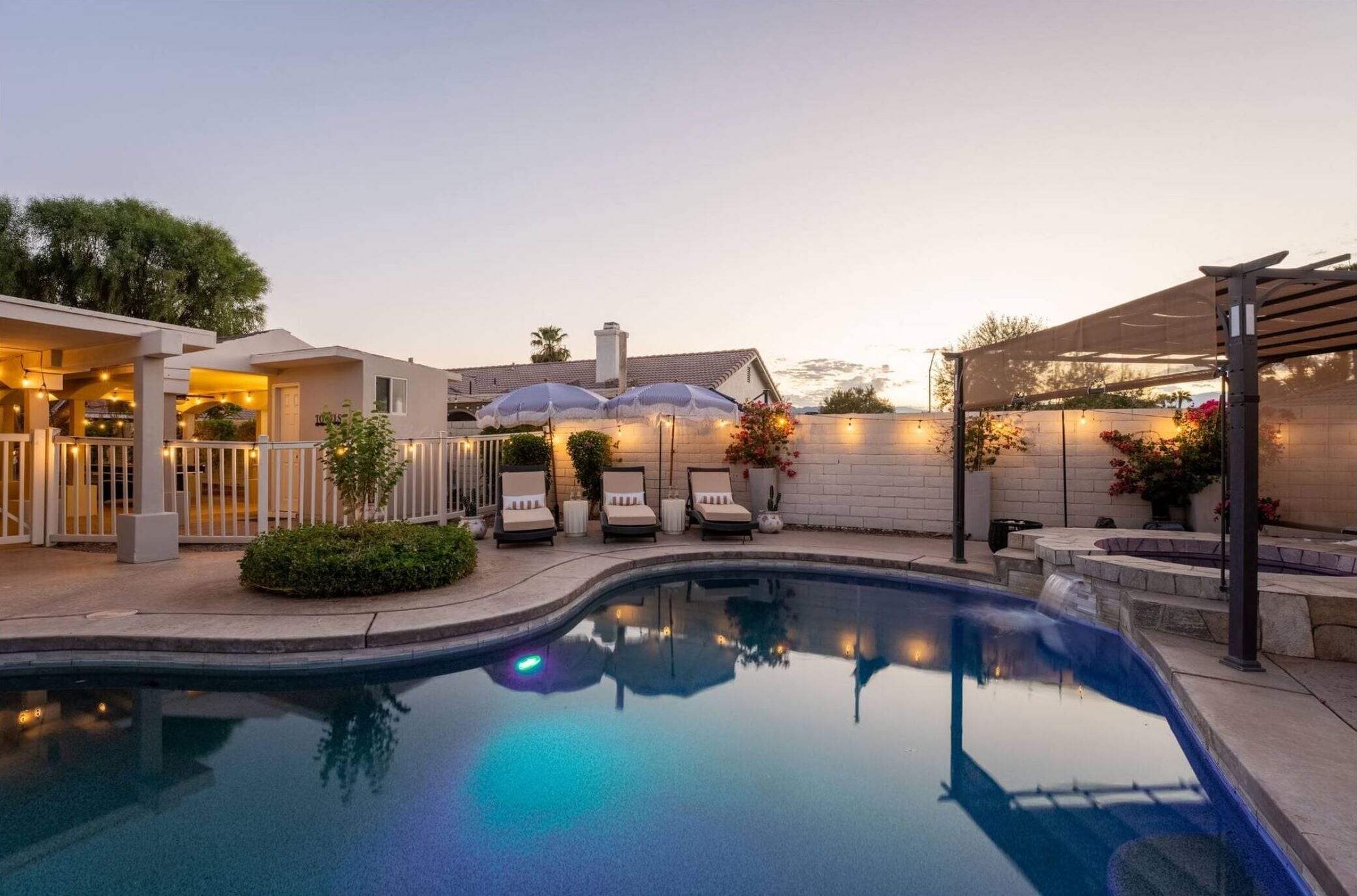 Outdoor pool, a heated pool