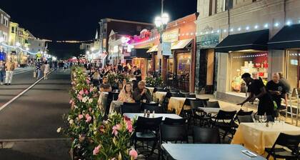 Spacious room in Federal Hill near Downtown