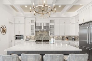 Fridge, microwave, oven, stovetop - Rooftop GULF VIEWS! Private Pool, LSV/Golf Cart, Bikes! Walk 2 Beach! (Santa Rosa Beach)