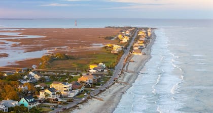Sand Pebble Sunset | Marshfront w Deep Water Views of Folly River