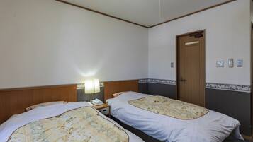 Twin Room, Non Smoking, Shared Bathroom | Free WiFi