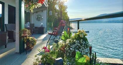 Gorgeous Lakefront 2 Level Penthouse Condo w/2 Private Balconies & Buoy!
